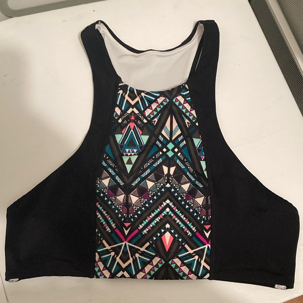 Victorias Secret Pink M swimsuit top, high neck, sporty look. EUC